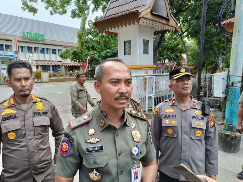Satpol PP Pekanbaru Tegaskan PKL Wajib Jualan di Lokasi Resmi