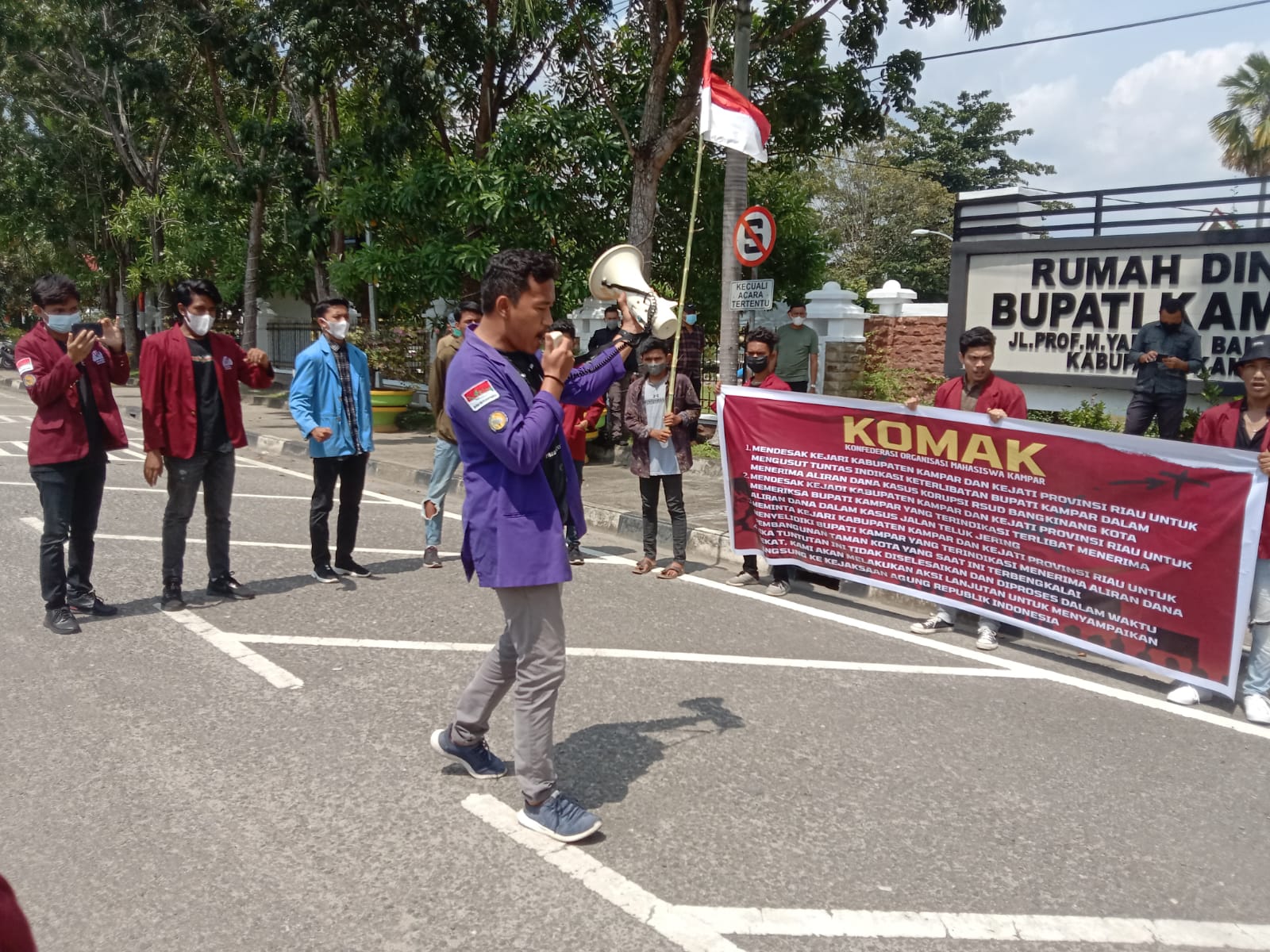 KOMAK Sayangkan Honor FORKOPIMDA Kampar, Ditengah Pandemi Covid 19