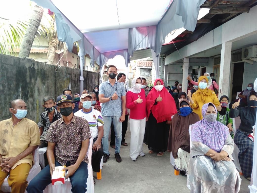 Masyarakat Keluhkan Sampah di Gang Rumah Tak Diangkut dalam Reses Roem Diani Dewi