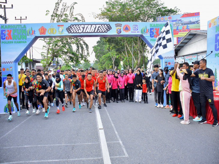 Bupati Kampar Lepas Peserta 5K Run and Walk Event dalam Rangka Kesiapsiagaan Karhutla