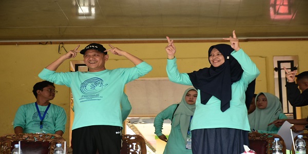 Pj. Bupati Kampar Hambali dan Istri Hadiri Hari Bahasa Isyarat Internasional