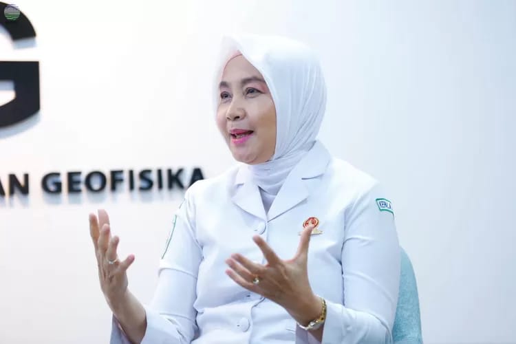 Peringatan Cuaca Ekstrem di Riau, BMKG: Pemda Harus Gerak Cepat!