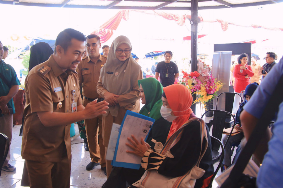 Pujian untuk Lomak