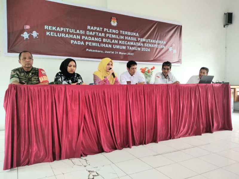 Lurah Padang Bulan Hadiri Rapat Pleno Terbuka Rekapitulasi DPHP