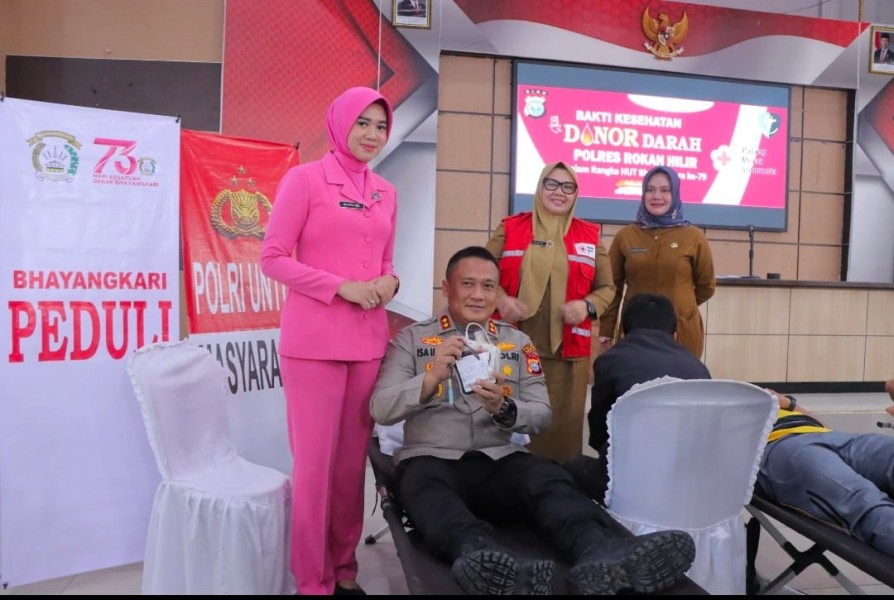 Polres Rohil Gelar Bakti Kesehatan Donor Darah Sambut HUT Bhayangkara ke-79