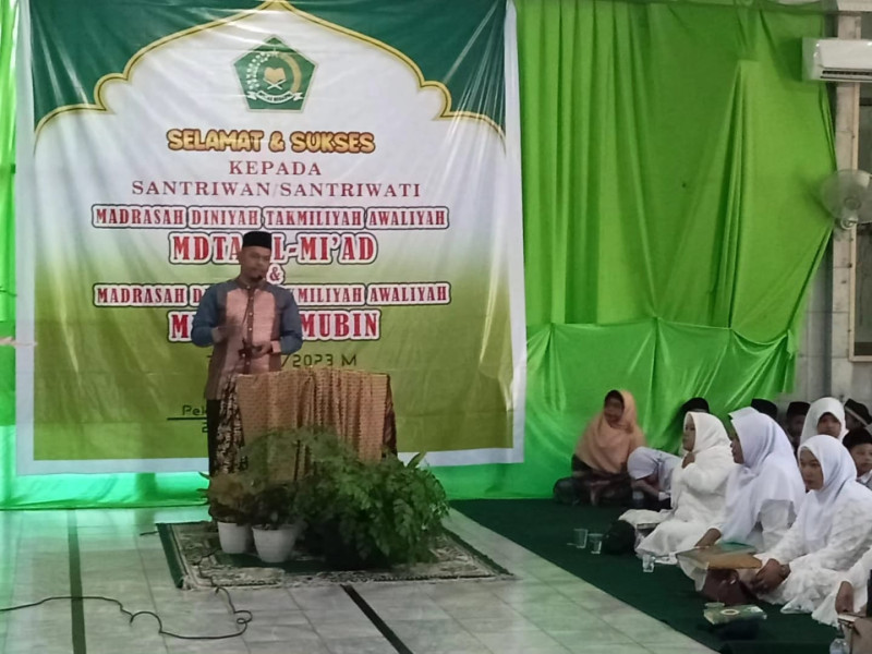 Hamdani Beri Semangat Anak MDTA Masjid Almiad dan Almubin Saat Khatam dan Wisuda Santri