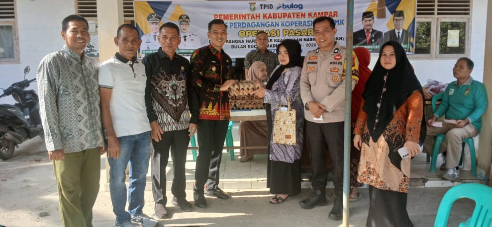 TPID Kampar dan Bulog Operasi Pasar di Batu Belah, Disdagkop-UMK: Bukti Pemerintah Hadir Bantu Masyarakat