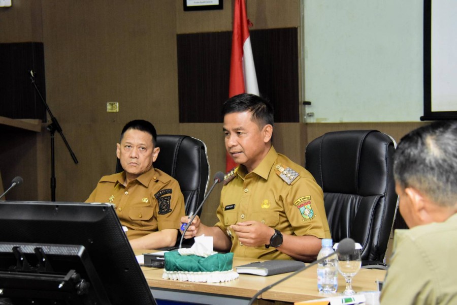 Warga Senama Nenek Digotong saat Meninggal, Bupati Kampar Ikut Turut Berdukacita dan Evaluasi Penggunaan Ambulan