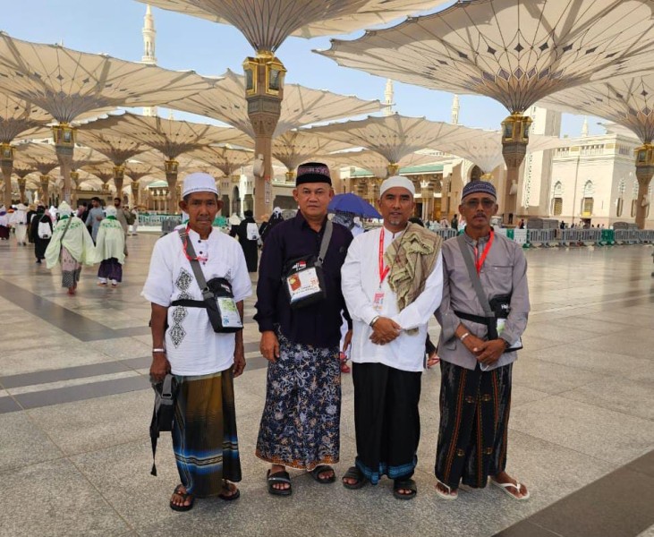 Tergabung CJH Kloter 05 BTH Batam, Ahmad Taridi Limpahkan Tugas Ketua DPRD Kampar Kepada Wakil Ketua