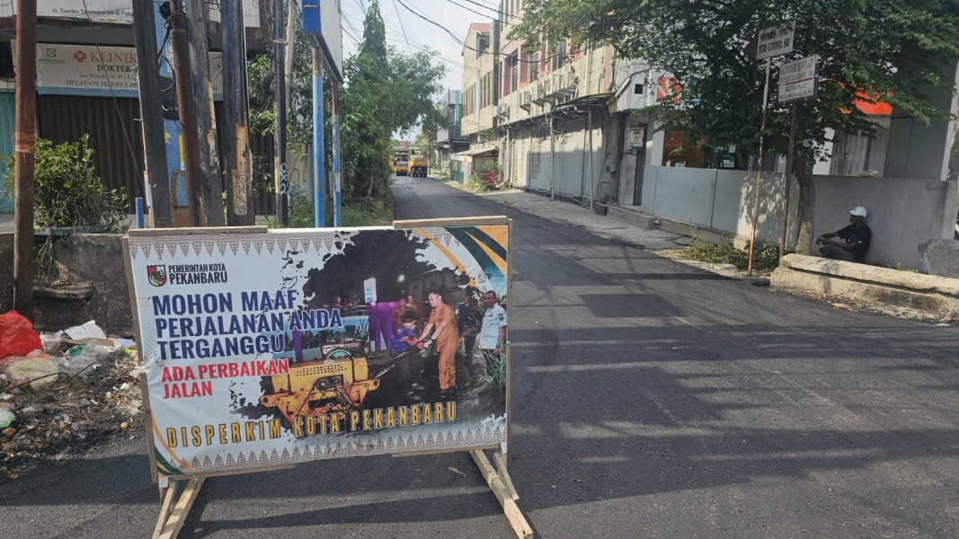 Awal Tahun, Jalan Rusak di Pekanbaru Mulai Diaspal Ulang