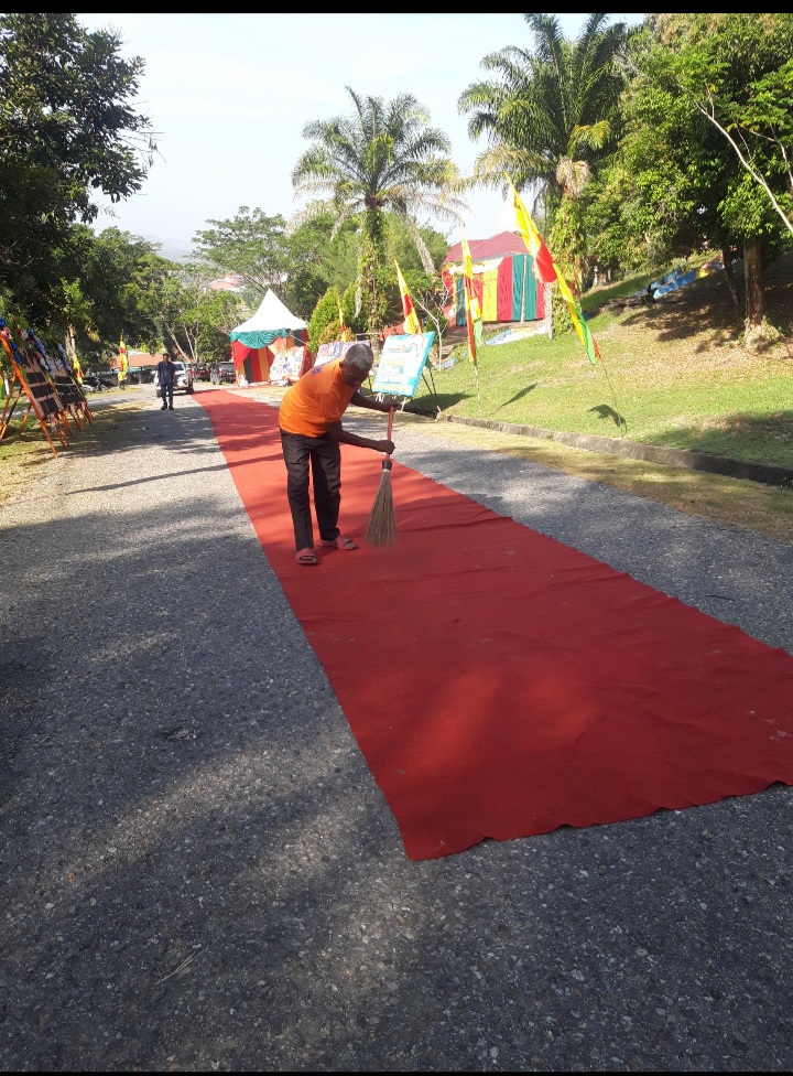 Karpet Merah Sepanjang 200 Meter Dibentang di Penobatan LAMR Kampar