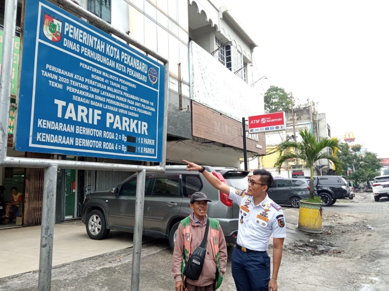 Patroli Dishub Pekanbaru Kawal Tarif Parkir Baru, Balitbang Kaji Dampaknya terhadap Pendapatan
