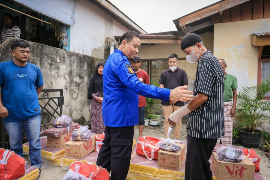 Tujuh KK Korban Kebakaran Lembah Damai Dapat Bantuan Pemko Pekanbaru