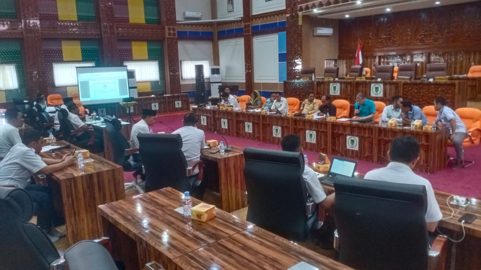 Pansus C DPRD Rohil Hadirkan Penghulu Dalam Hearing