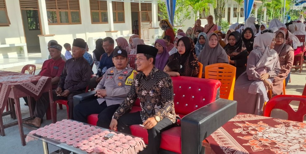 Polsek Rupat Ajak Wali Murid Dukung Ketahanan Pangan Lewat Pemanfaatan Lahan Produktif