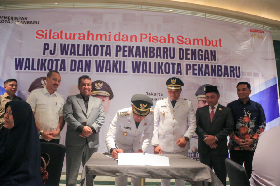 Tarif Parkir di Pekanbaru Resmi Turun, Tapi Juru Parkir Masih Pakai Harga Lama