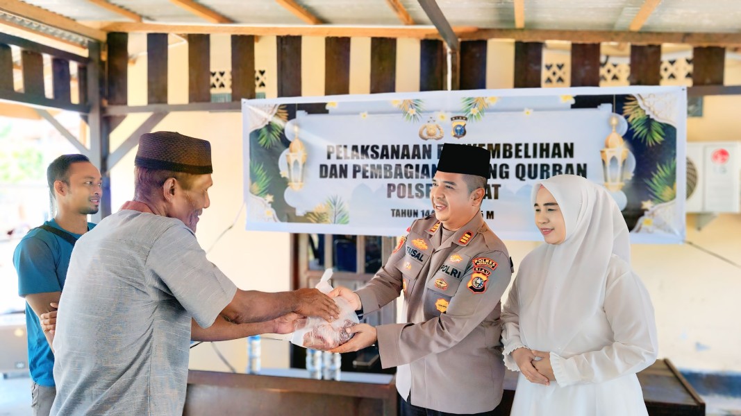 Polsek Rupat Selatan Kurban 1 Sapi, 2 Kambing Berbagi Bersama Anggota dan Warga