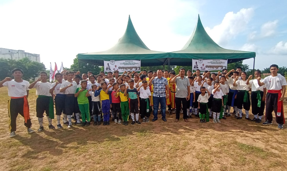 Sejumlah Atraksi Hiasi Latihan Bersama Perguruan Kungfu Naga Sakti Indonesia