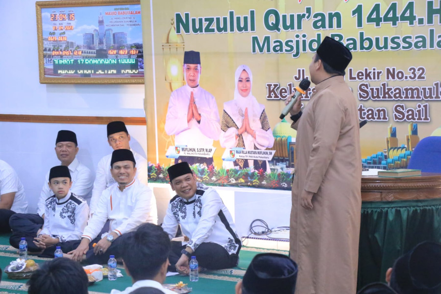 Pj Wali Kota Sampaikan Empat Poin pada Nuzul Quran di Masjid Babussalam