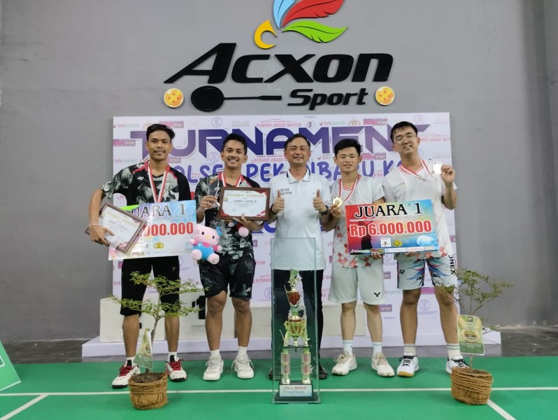 Selamat, Ganda Putra RBC Juarai Turnamen Badminton Kapolsek Pekanbaru Kota, Simpatig Cup 2025
