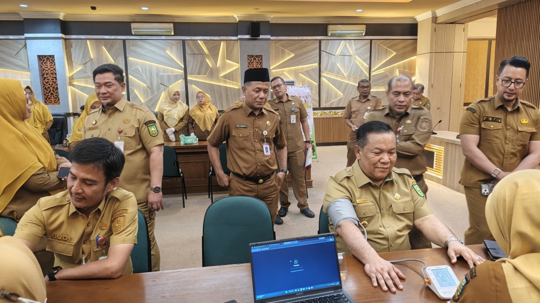 Pemprov Riau dan Pemko Pekanbaru Percepat Cek Kesehatan Gratis, Kejar Target Program Presiden