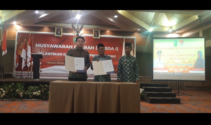 Pupuk Asli Riau 'Okura Emas' melakukan MoU Dengan DPD PAPDESI Riau