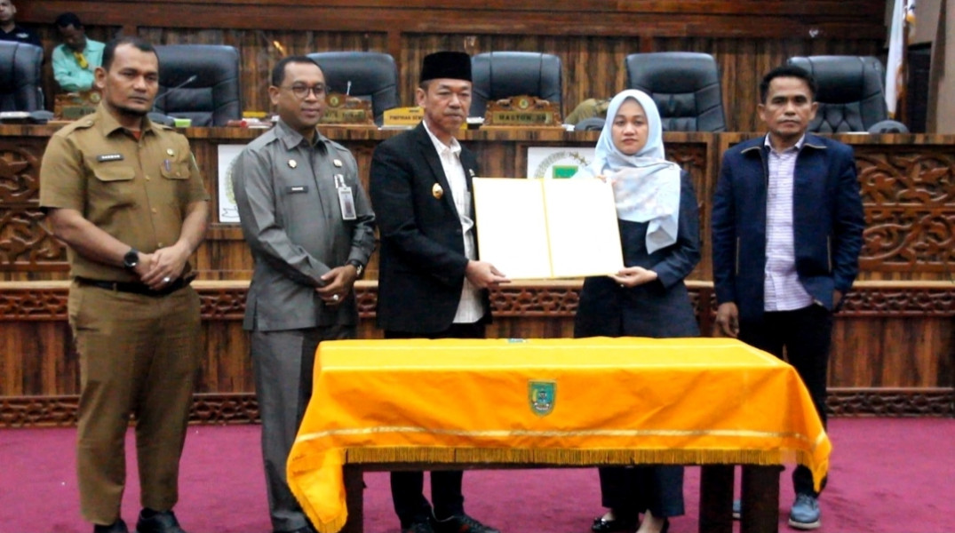 DPRD Rohil Tetapkan Calon Pimpinan Defenitif Periode 2024/2029