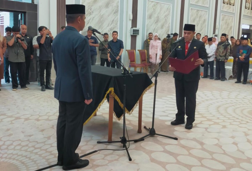Ardi Mardiansyah Resmi Dilantik Bupati Kampar Jabat Sekda