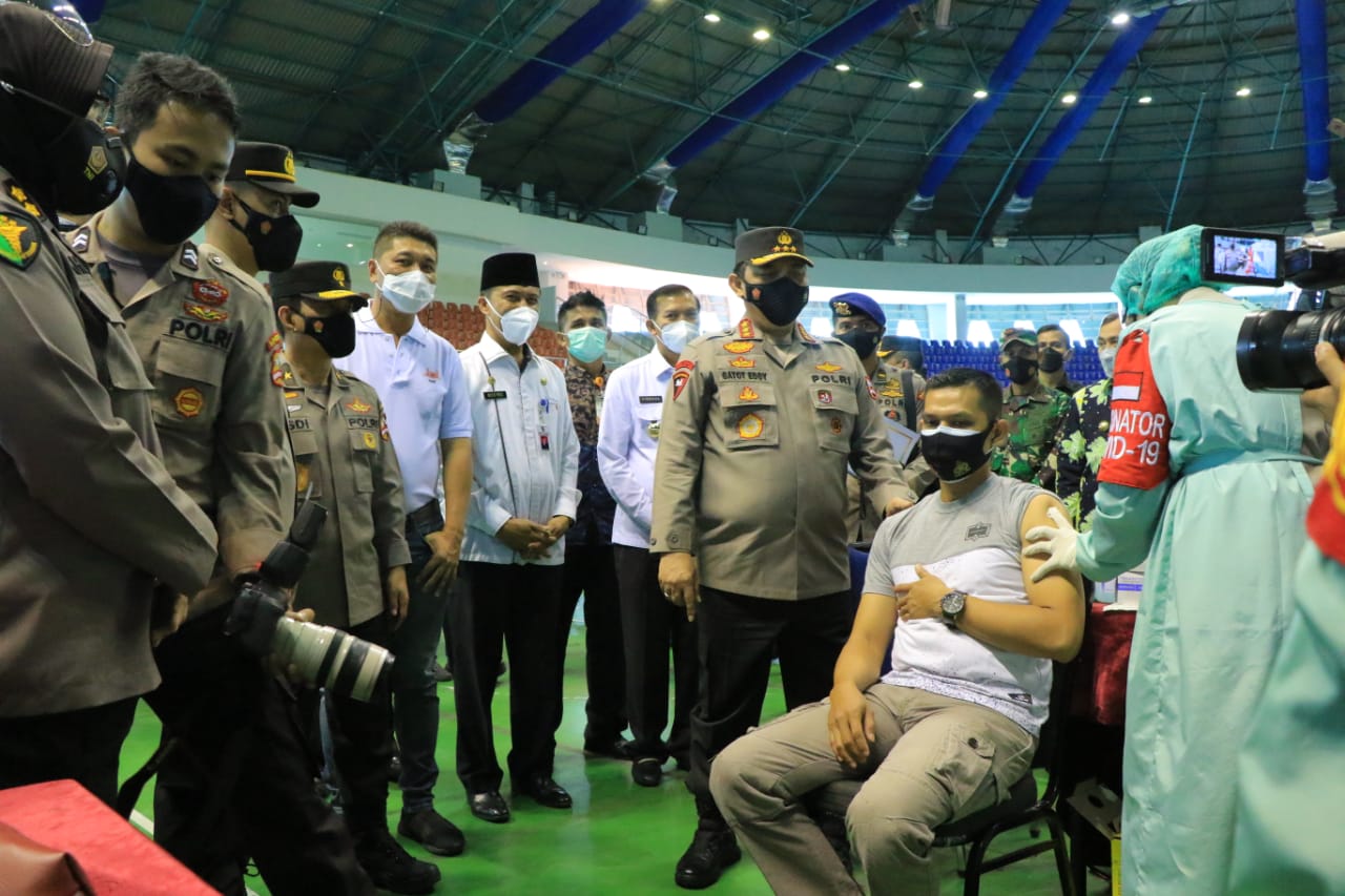Warga Non KTP Pekanbaru Boleh Ikut Vaksin di Puskesmas