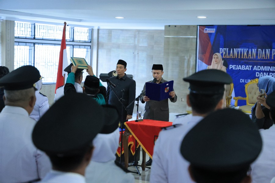63 Pejabat Pemko Pekanbaru Dilantik, Ini Daftar Lengkapnya