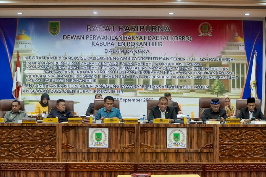 Sidang Paripurna DPRD Rohil, Bupati Sampaikan Pertanggung Jawaban APBD 2022