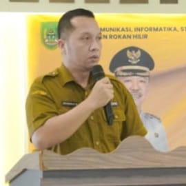 Luncurkan Aplikasi Simatrik Versi 2.0, Bupati Apresiasi Kadiskominfotiks Rohil