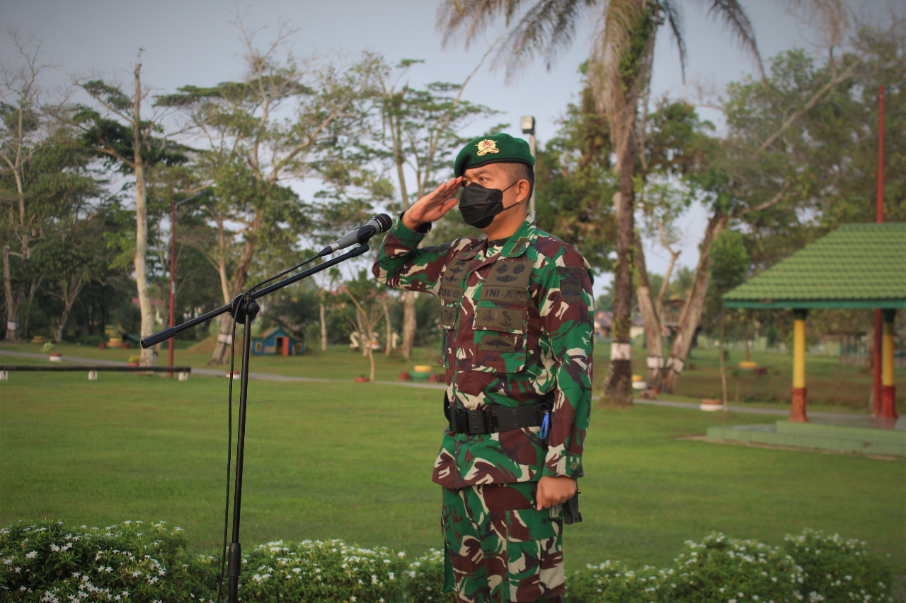 Jadi Irup Bendera Senin, Wadan Yonif 132/BS Salo Bacakan Amanat Danrem 031/WB Pekanbaru