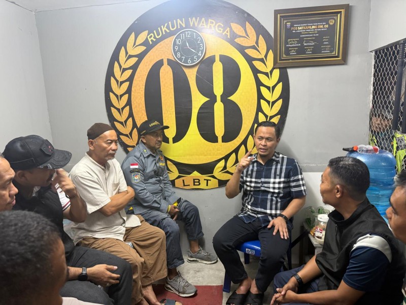 Wali Kota Pekanbaru Cek Satkamling untuk Pastikan Keamanan Lingkungan