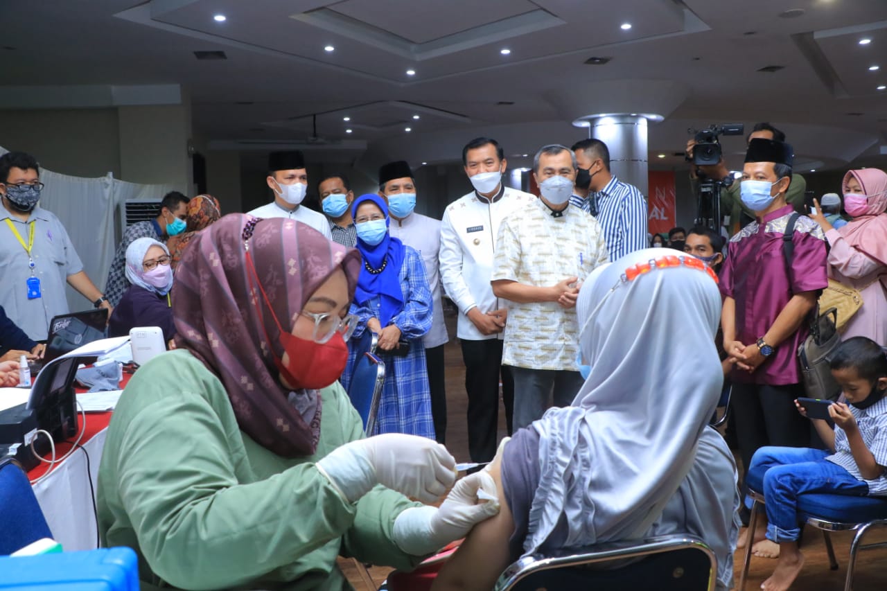 Tidak Vaksin Covid-19, ASN Bakal Dapat Sanksi