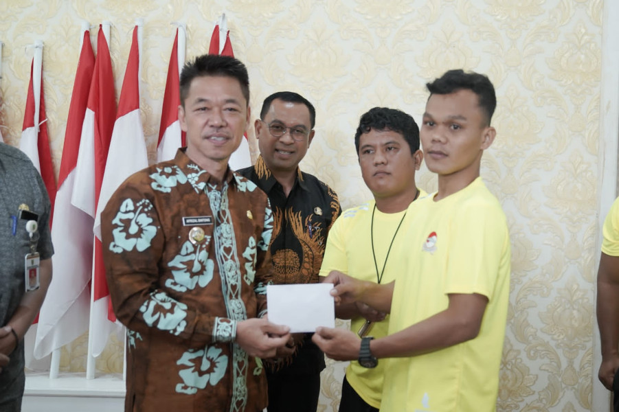 Bupati Rohil Lepas Atlet Wushu Ikuti Seleksi Porwil Riau