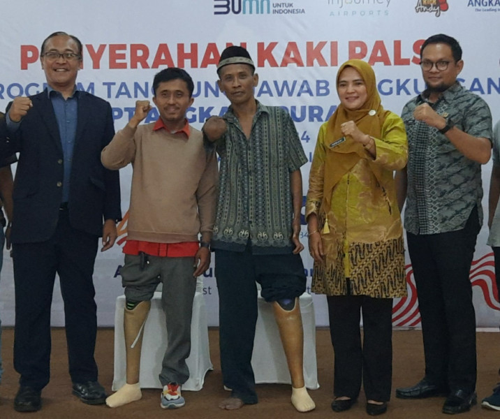 12 Penyandang Disabilitas di Pekanbaru Terima Bantuan Kaki Palsu