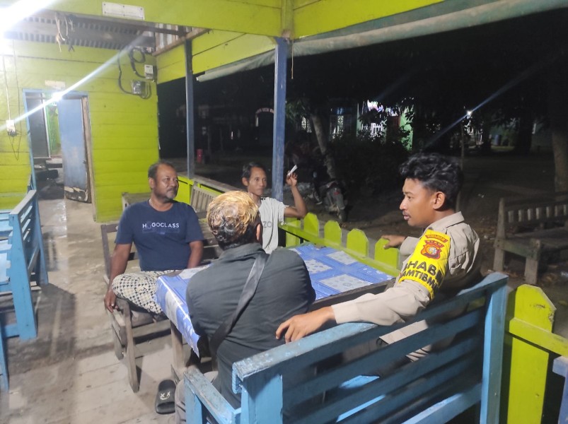 Lewat Pos Ronda, Bhabinkamtibmas Polsek Rupat Dorong Warga Manfaatkan Lahan Produktif