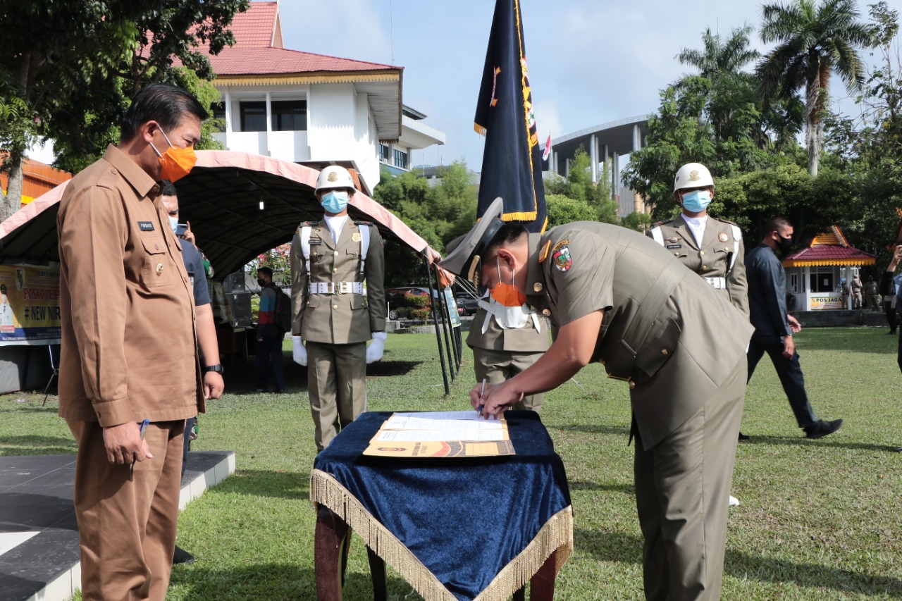 Wali Kota Pimpin Sertijab Kepala Satpol PP Pekanbaru