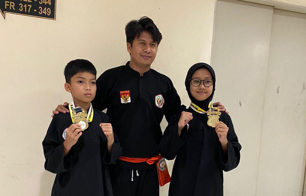 Bikin Bangga, Dua Murid SD Asal Riau Raih Emas Kejurnas Silat