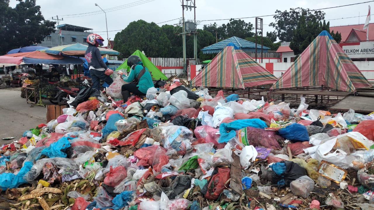 Sampah Berserakan, Larangan Denda Tidak Bisa Diberlakukan