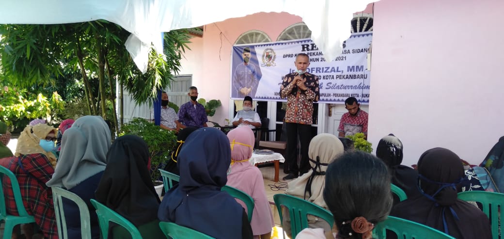 Warga Pertanyakan Insentif Guru MDTA di Reses Nofrizal