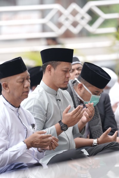 Ketika Pekanbaru Mengetuk Pintu Langit Memohon Hujan