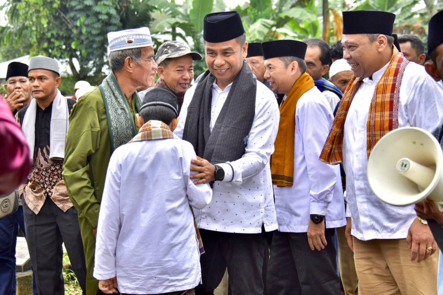 Bupati Kampar Apresiasi Pelestarian Tradisi Aghi Ghayo Onam di Bangkinang