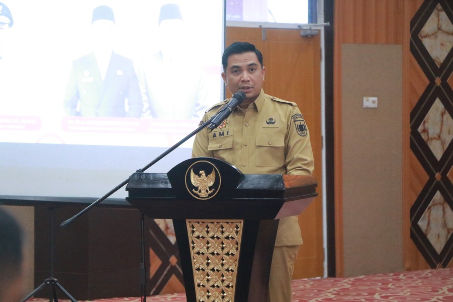 Ami Geram: Sampah Menumpuk hingga Sepekan, Operator Lalai!
