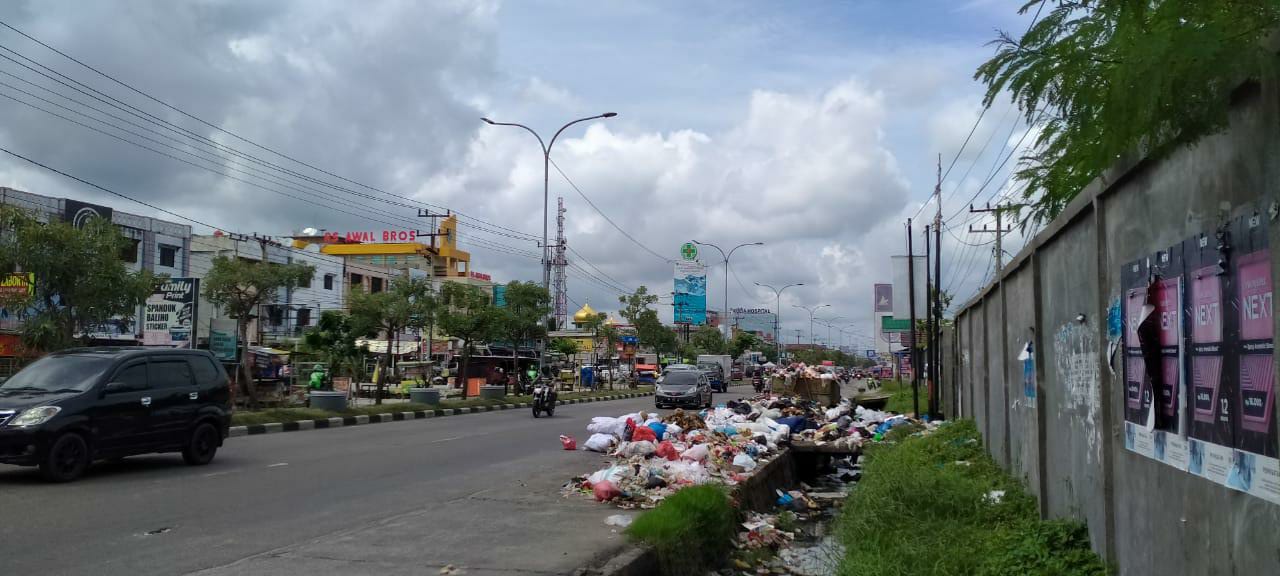 Sampah Menumpuk, DPRD Pertanyakan Kesiapan DLHK Dalam Pengangkutan sampah