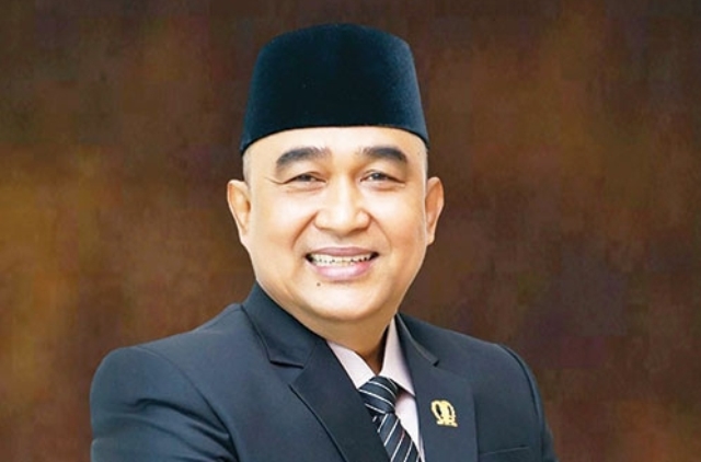 Wakil Ketua DPRD Kampar Tony Hidayat dan PKK Kunjungan ke Puskesmas Pandau Jaya Siak Hulu 1