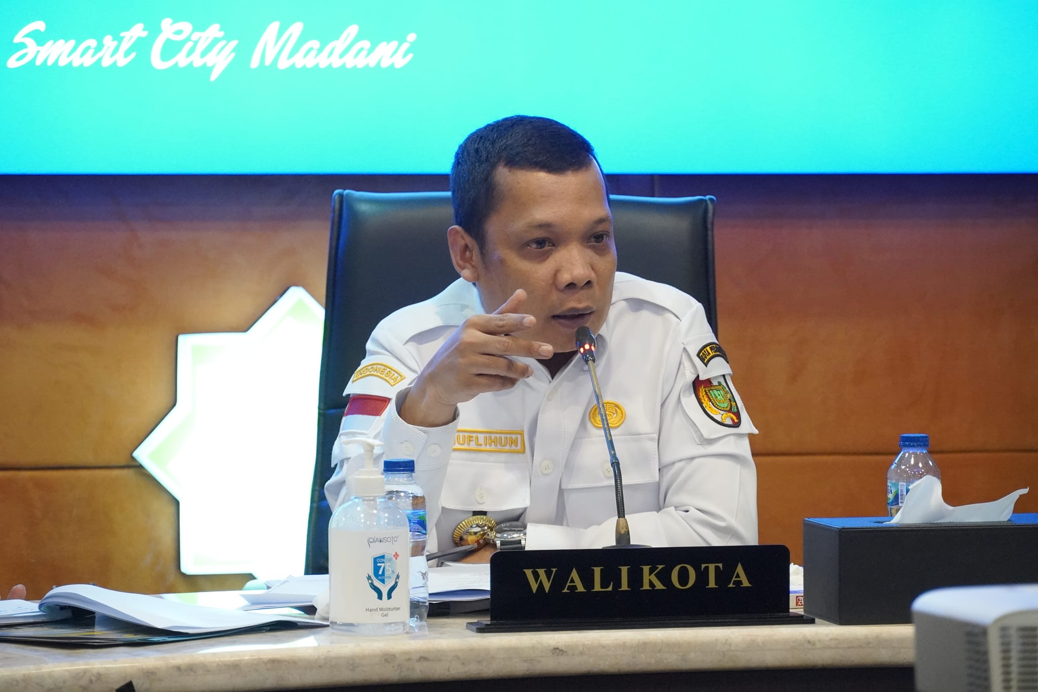 Pj Walikota Komit Tuntaskan Perbaikan Ruas Jalan Rusak