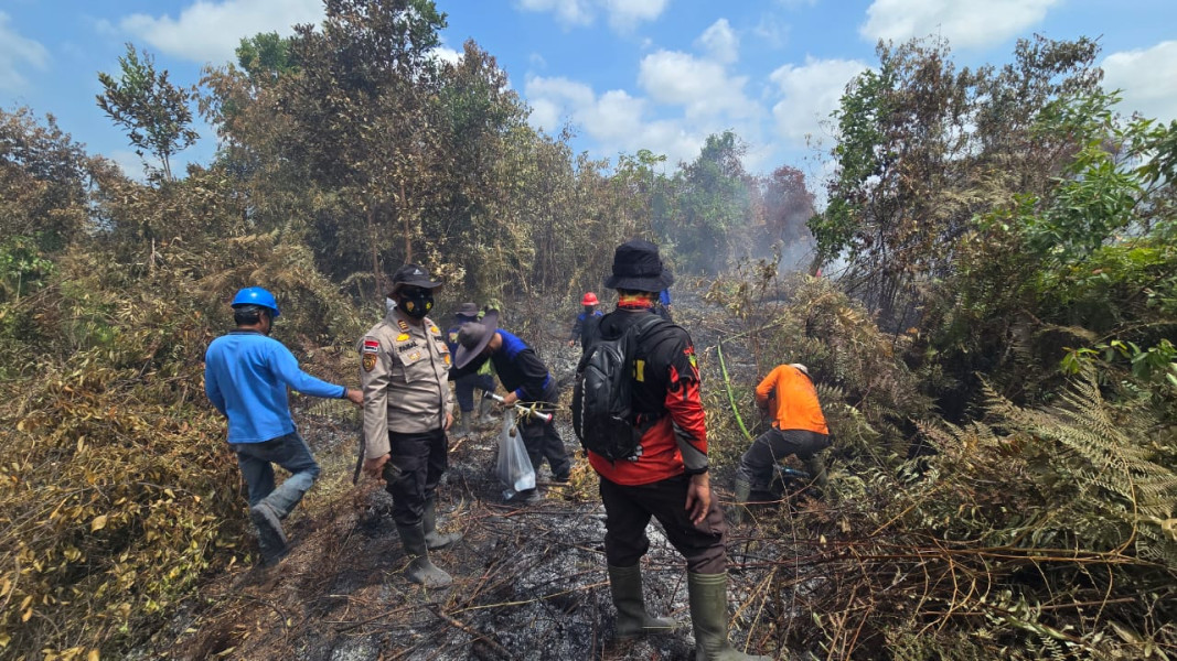 Polsek Bengkalis Gelar Patroli dan Pemantauan Drone Pasca Karhutla 10 Hektare di Sungai Alam